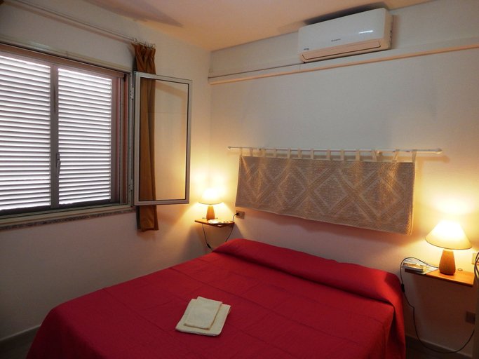 Bedroom 2, Casa Trota, Nuoro