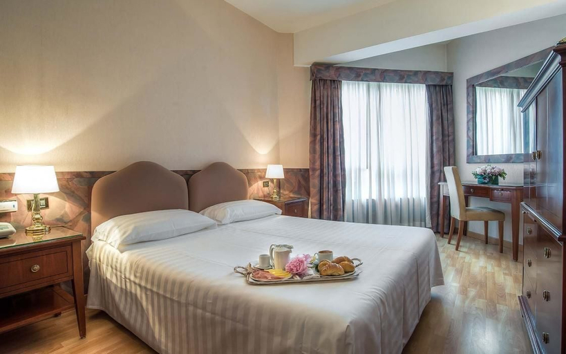 Bedroom 5, Mini Palace Hotel, Viterbo