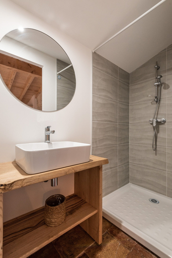 Bathroom 5, LE MOULIN DU VIVIER, Aude