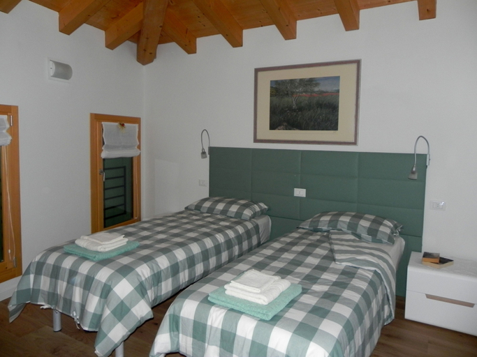 Bedroom 2, da Meri Locazione Turistica Appartamento, Treviso