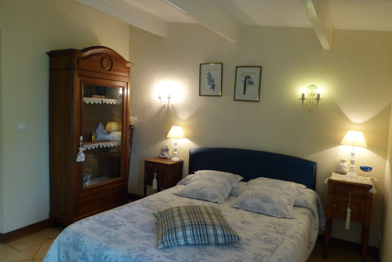 Bedroom 2, Domaine de la Mouthe, Dordogne