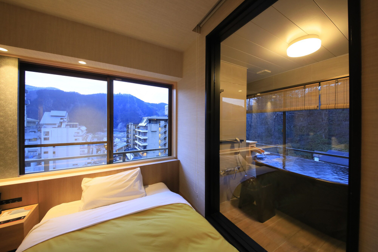 Bedroom 3, Naruko Fuga, Ōsaki