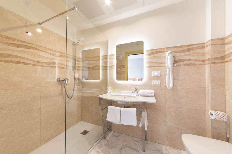 Bathroom 5, Torre Antica Venice Airport Hotel, Venezia
