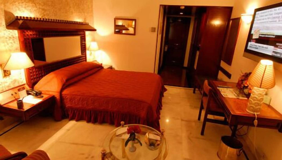 Bedroom 16