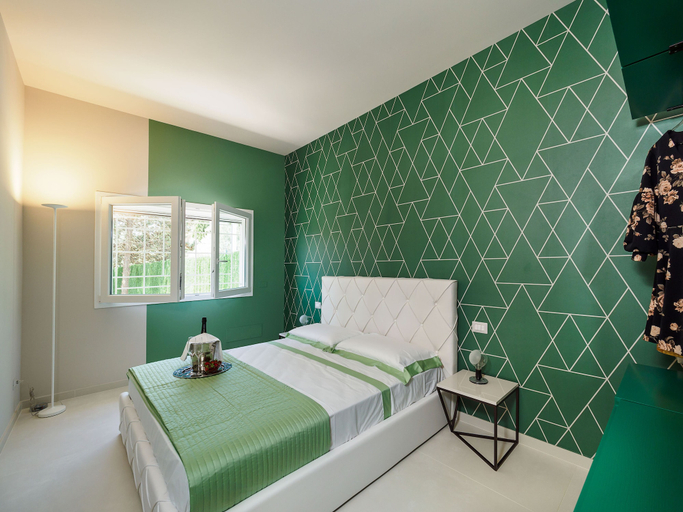 Bedroom 4, Cava Grande, Syracuse