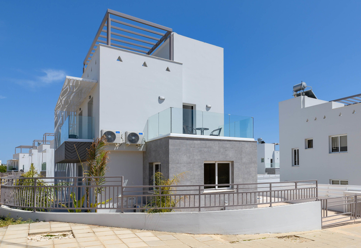 Exterior & Views 2, Nissini Villa #5
