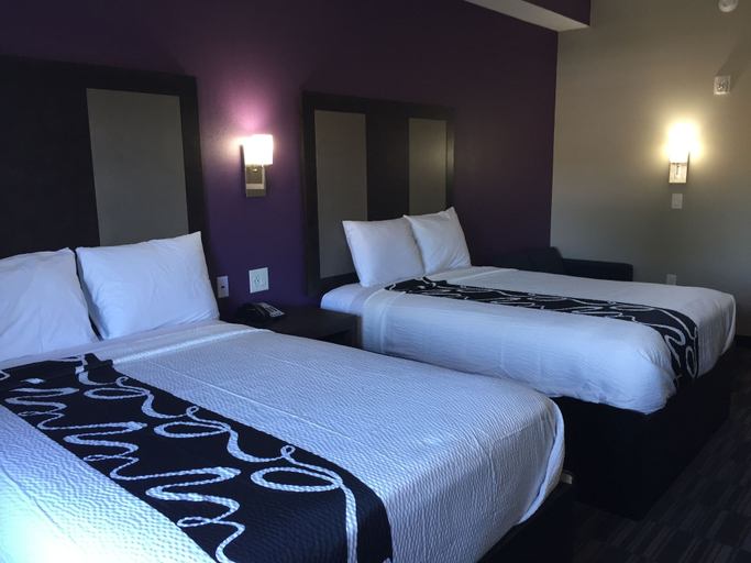 Bedroom 4, Home Inn and Suites, Shelby