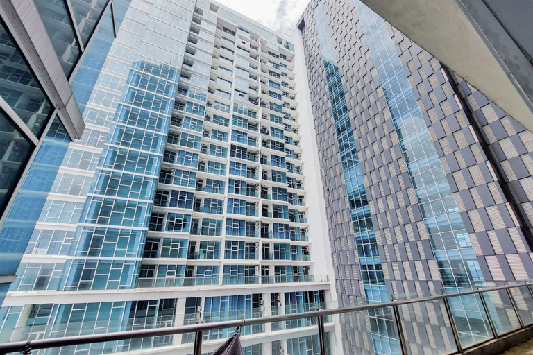 Exterior & Views, Comfort Designed 1BR at Brooklyn Alam Sutera Apartment By Travelio, Tangerang