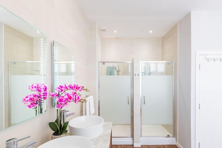Bathroom 2, Honeypot House, Newcastle upon Tyne
