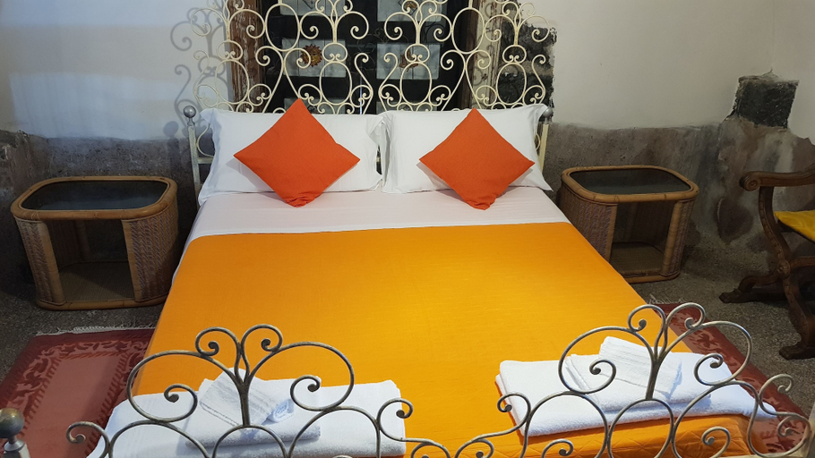Bedroom 5, Original Sicily House, Catania