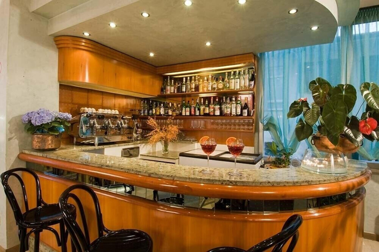 Food & Drinks 5, Hotel Alsen, Rimini