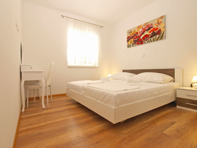 Bedroom 3, Apartment 1670, Pula