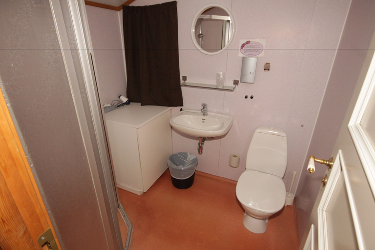 Bathroom 4, Sauda Fjordhotell, Sauda