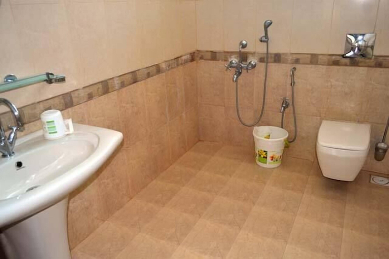 Bathroom 3, Palolem Green Inn, South Goa