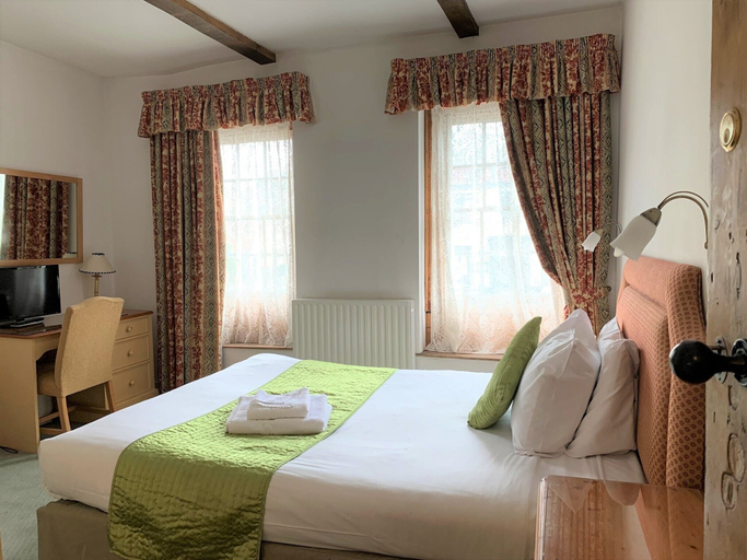 Bedroom 2, Ye Olde House, Surrey