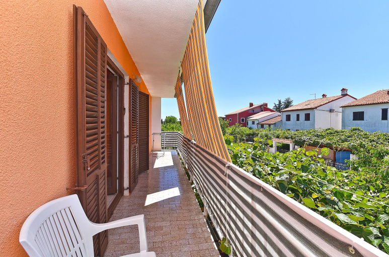 Others 5, Apartment 925, Fažana