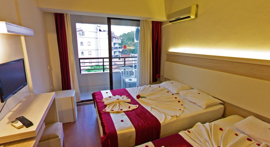 Bedroom 5, Portofino Hotel, Marmaris