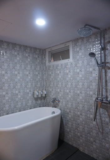 Bathroom 3, Nan Nakara Boutique, Muang Nan