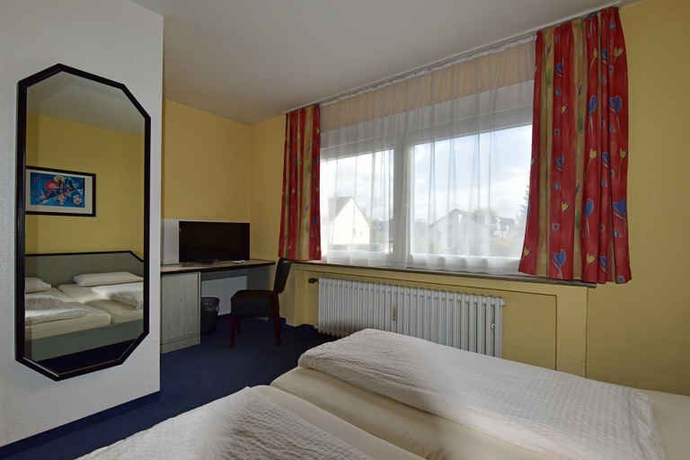 Bedroom 3, Hotel Wiedenhof, Mettmann
