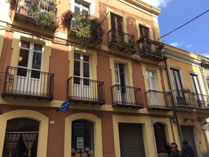 Exterior & Views 2, Al 183, Cagliari