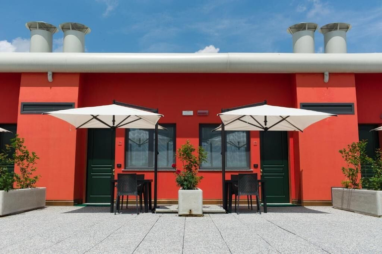Exterior & Views 2, Hotel Padus Meublè, Parma