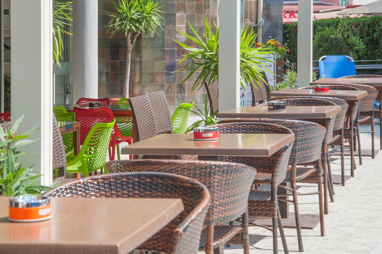 Food & Drinks 5, Mariner's Suites, Nesebar