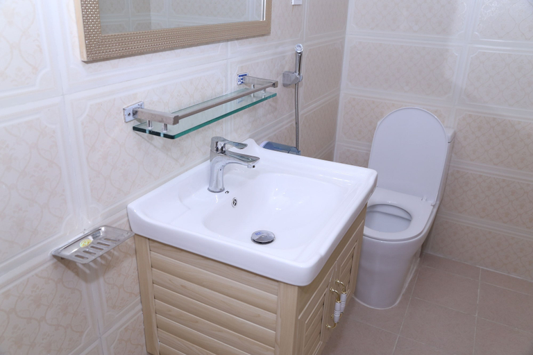 Bathroom 4, Hotel Progati Inn, Dhaka