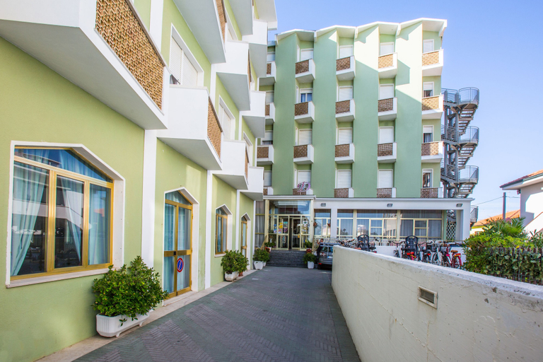 Exterior & Views 2, Hotel Delfino, Ancona