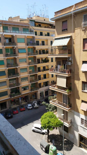 Exterior & Views 2, Holiday Max, Rome