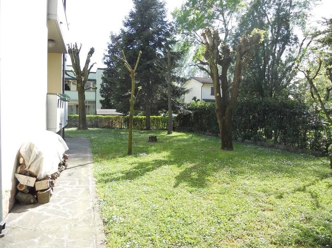 Others 5, Casa Bellodi, Modena