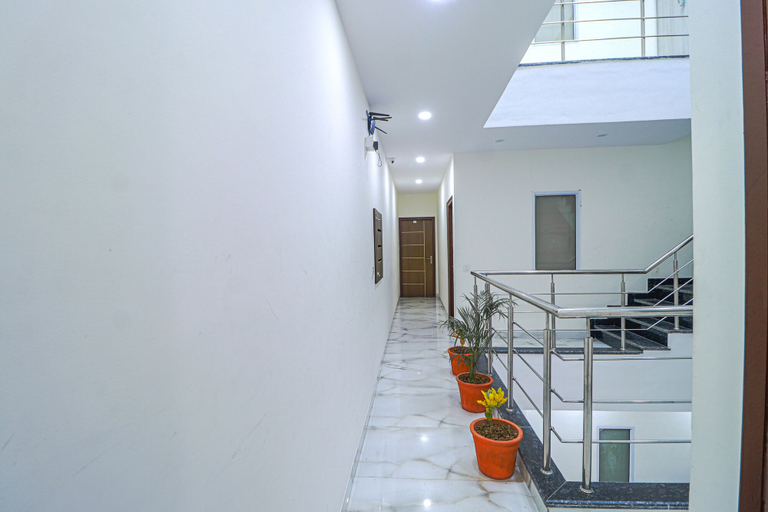 Others 5, Fabhotel Casa, Sahibzada Ajit Singh Nagar