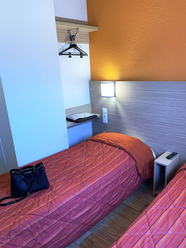 Bedroom 3, Premiere Classe Arras - Tilloy Les Mofflaines, Pas-de-Calais