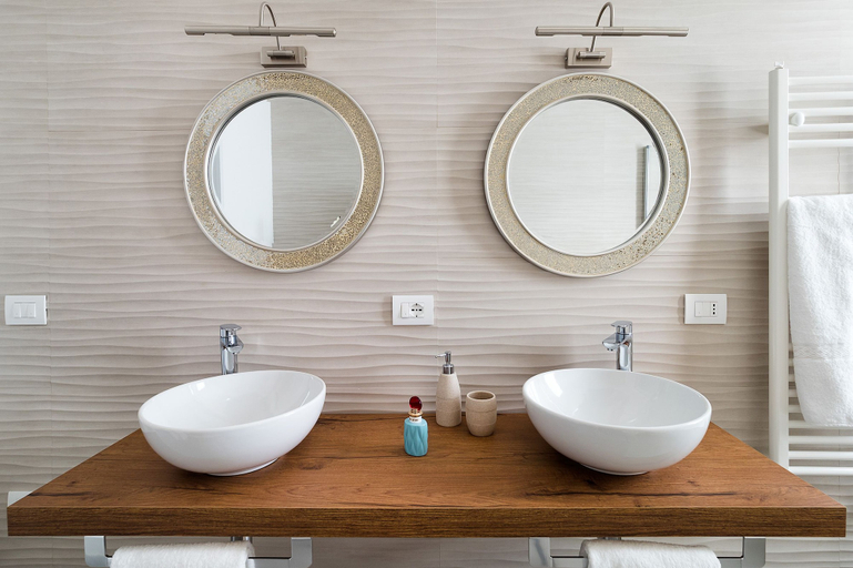 Bathroom sink, Evanthe Garden - Gaura, Trapani