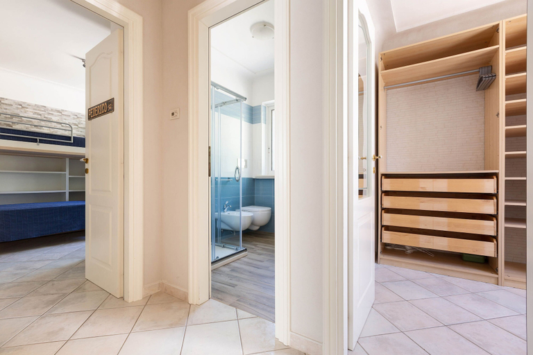 Bathroom 4, 1916 Villa Virgilia by Perle di Puglia, Taranto