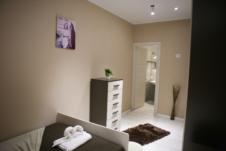 Bedroom 3, Primo Hotel, Catania