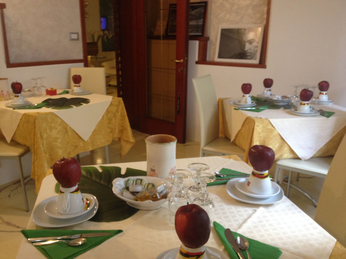 Food & Drinks 5, Hotel Derby, Rimini