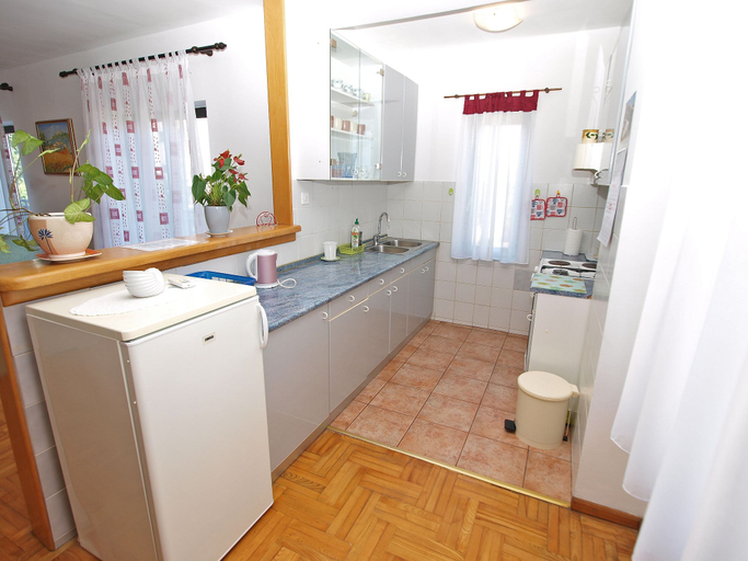 Others 4, Apartment 914, Medulin