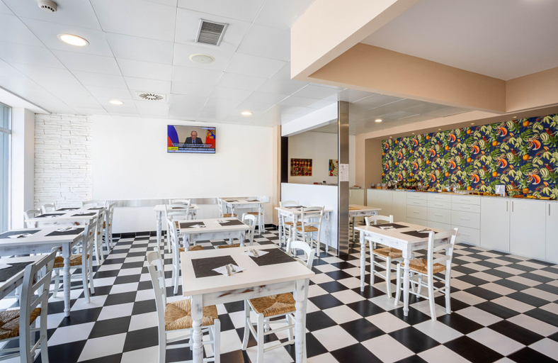 Food & Drinks 5, V Hotel, Ancona