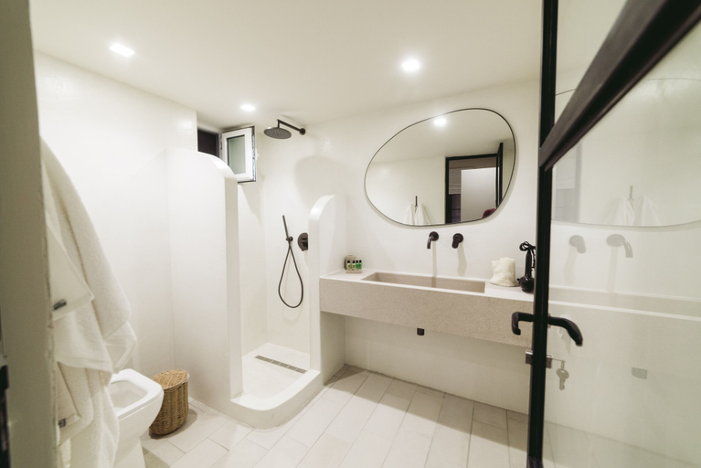 Bathroom 4, Yasemi, Ionian Islands