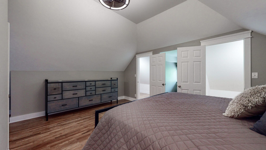 Bedroom 2, Nashville Easy Livin, Davidson