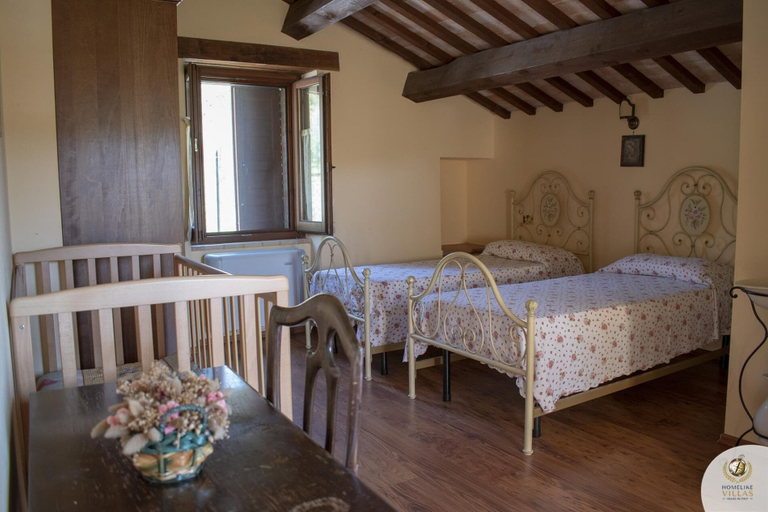 Bedroom 4, Villa Claudia, Macerata