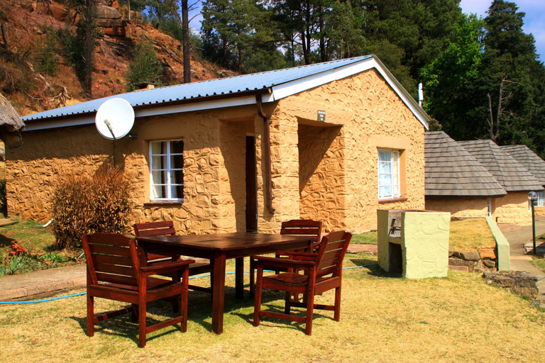 Exterior & Views 2, Mountain View Cottages Self Catering, Sisonke