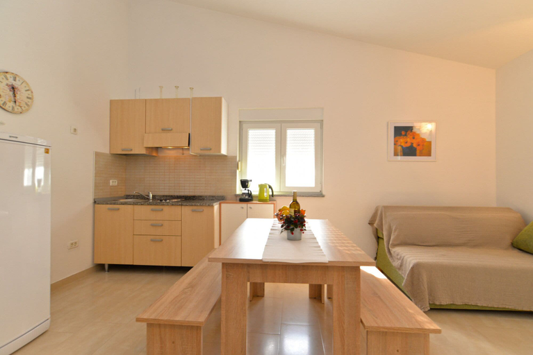 Others 5, Apartment 1773, Medulin