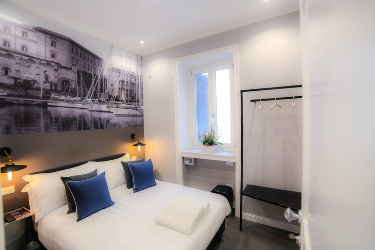 Bedroom 4, Family Affair, Palermo