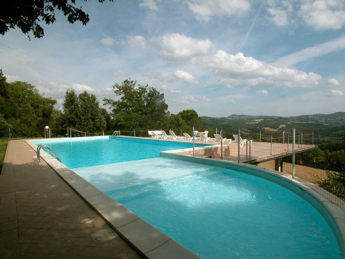 Lavish Mansion in Citerna with Swimming Pool and Garden, Perugia