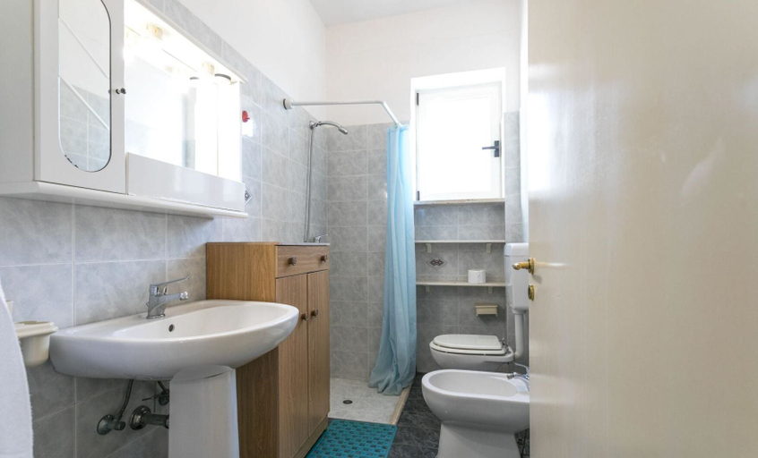 Bathroom 3, Villa Fiora, Lecce