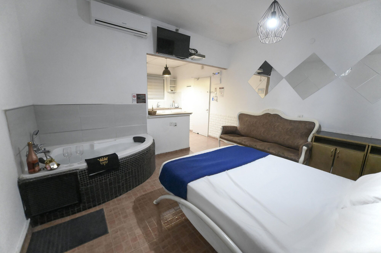 Bedroom 5, Magical in the Galilee