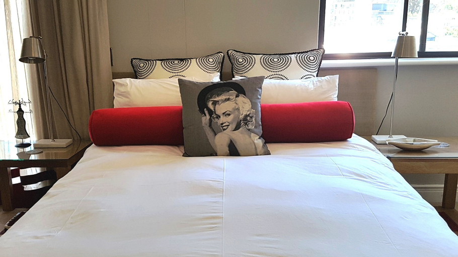 Bedroom 4, ITC Hospitality Group One Bedrooms Cartwright s Corner, City of Cape Town