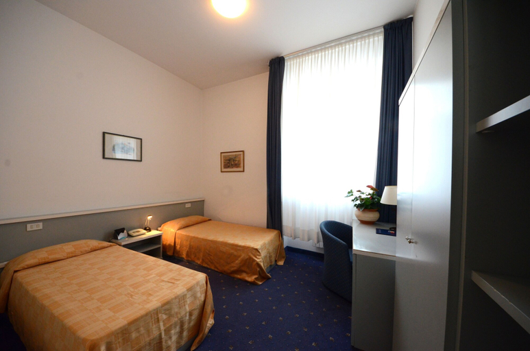 Bedroom 2, Hotel Parco, Ancona