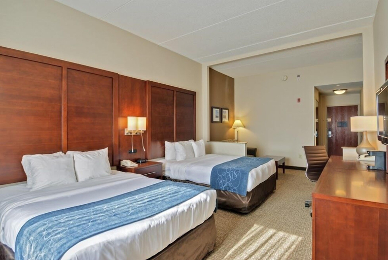 Bedroom 3, Comfort Suites Manassas Battlefield Park, Prince William